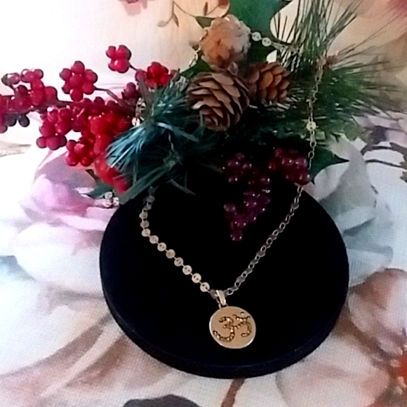 Jewelry - OM NECKLACE with rhinestones in goldtone